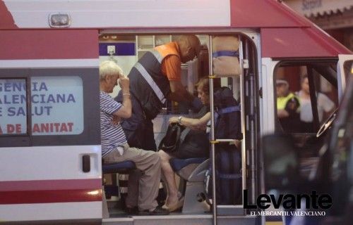 Una fallecida y 16 heridos al estrellarse una moto contra una terraza en Benicalap