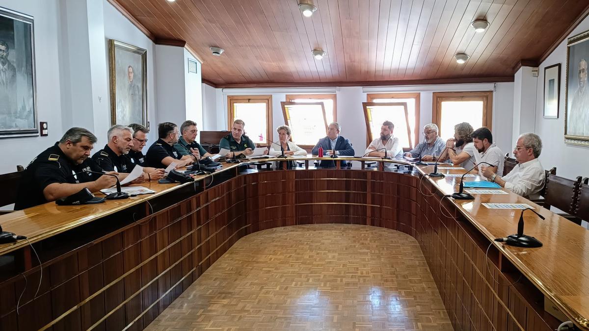 La junta local de Seguridad se ha reunido en la sala de plenos.