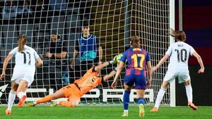 Cata Coll paró el lanzamiento de penalti a Caroline Weir