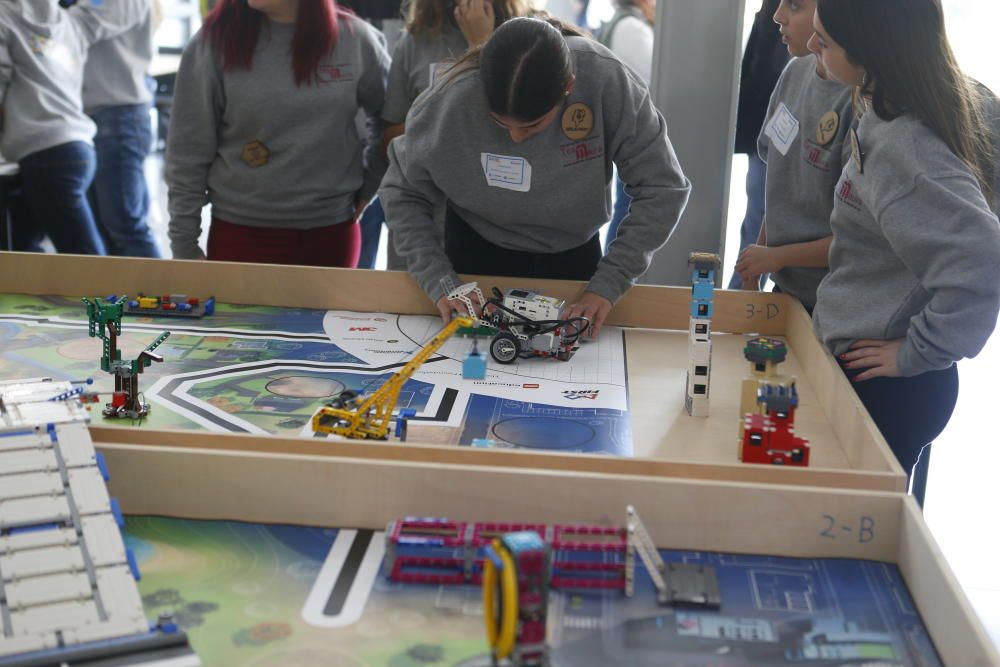 El equipo 'Robosapiens' del colegio Sant Pere, en Palma, gana la 'FIRST LEGO League 2020'