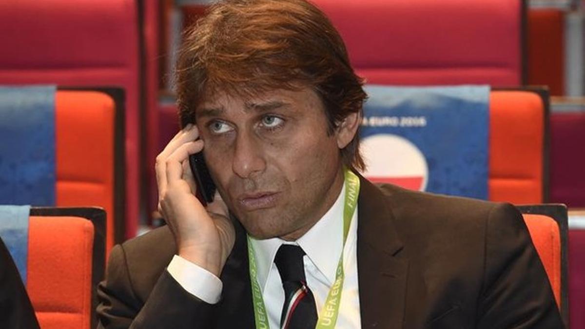 Antonio Conte dejará la selección italiana para hacerse cargo del Chelsea