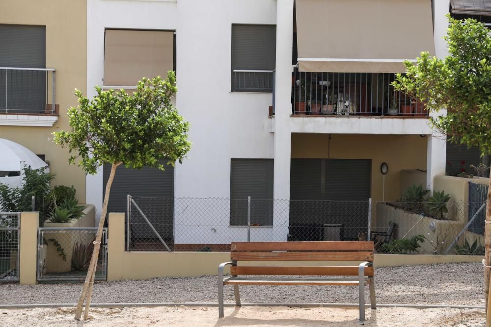 Algunas viviendas okupadas en Ibiza
