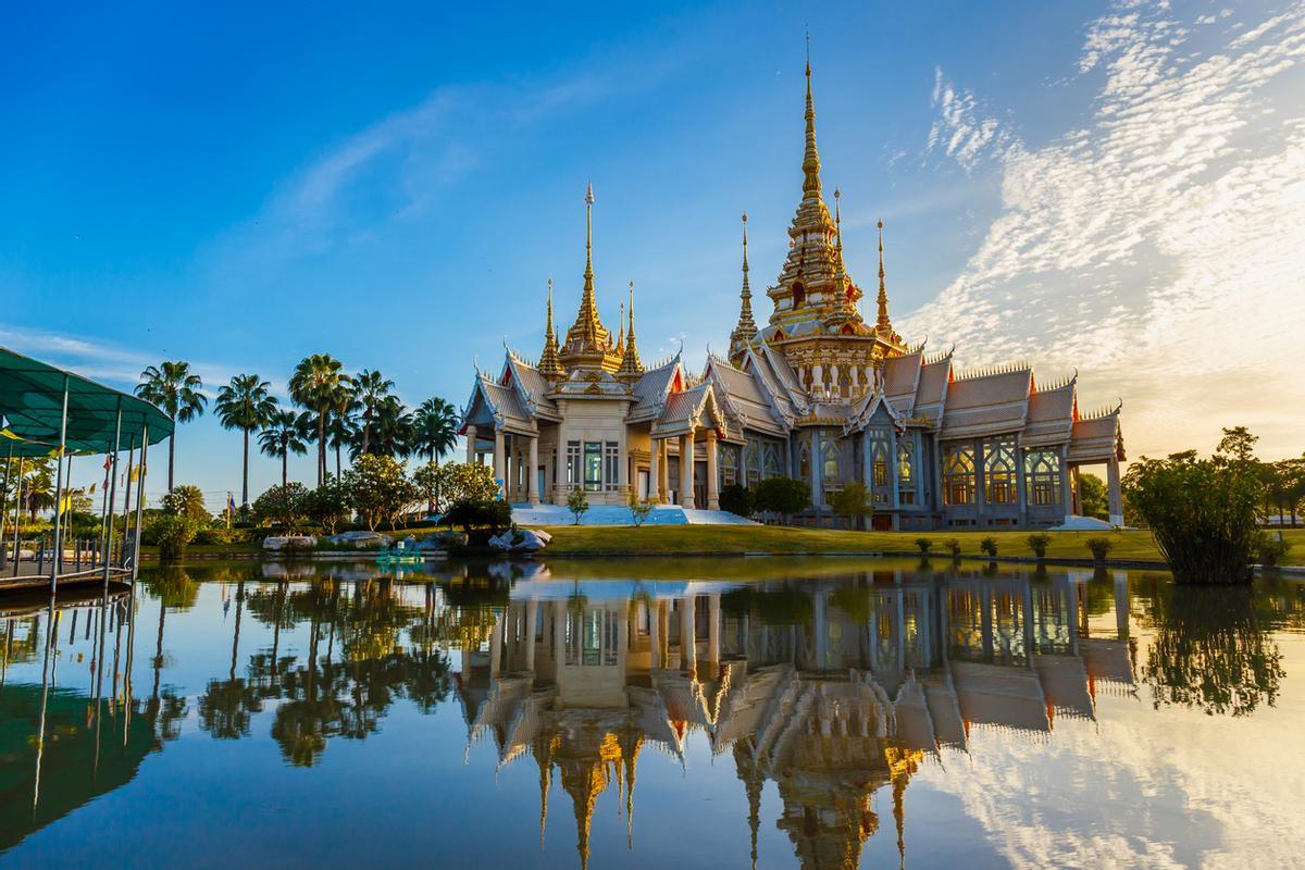 Wat Non Kum o Wat Luang Pho To en el distrito de Sikhio, Nakhon Ratchasima, Korat, Tailandia
