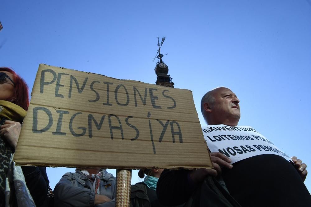 Jubilados de A Coruña exigen "pensiones dignas"