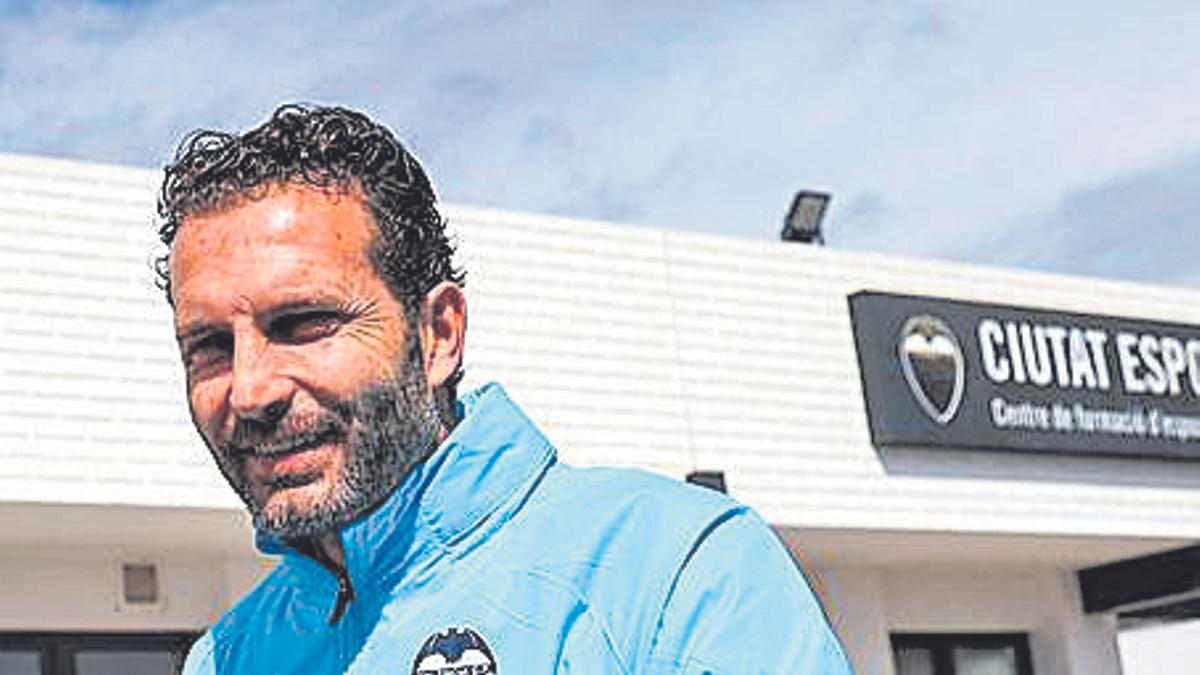 Rubén Baraja en la Ciudad Deportiva de Paterna