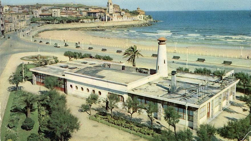 La evolución de Gijón a través de las postales: así ha cambiado la ciudad