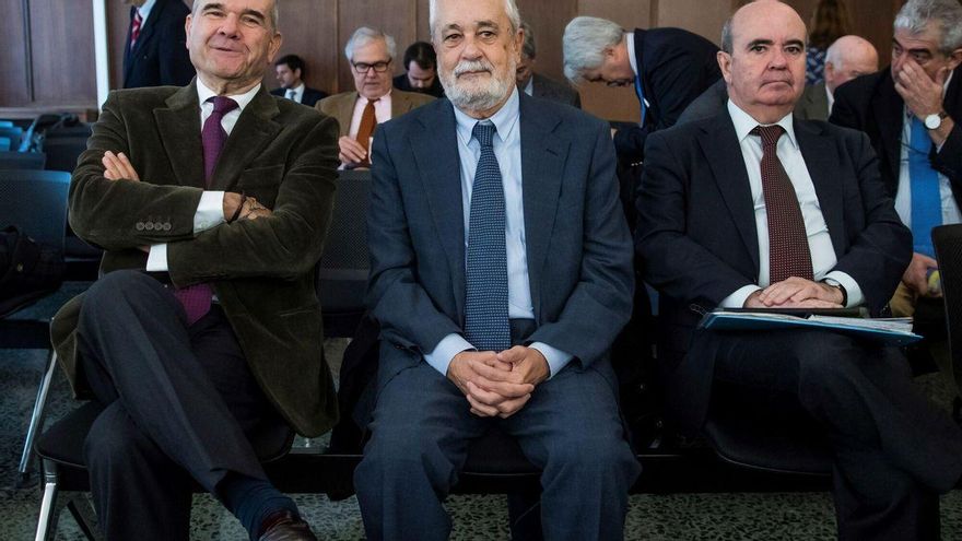 La Audiencia de Sevilla eleva su choque con el Constitucional por el caso ERE a la UE y paraliza la revisión de las sentencias