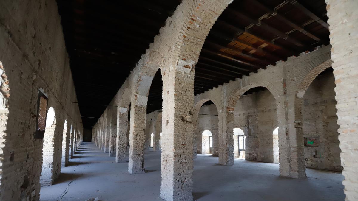 Zona de Caballerizas donde el Ayuntamiento quiere que abra una subsede del Museo Europeo de Arte Moderno (MEAM).