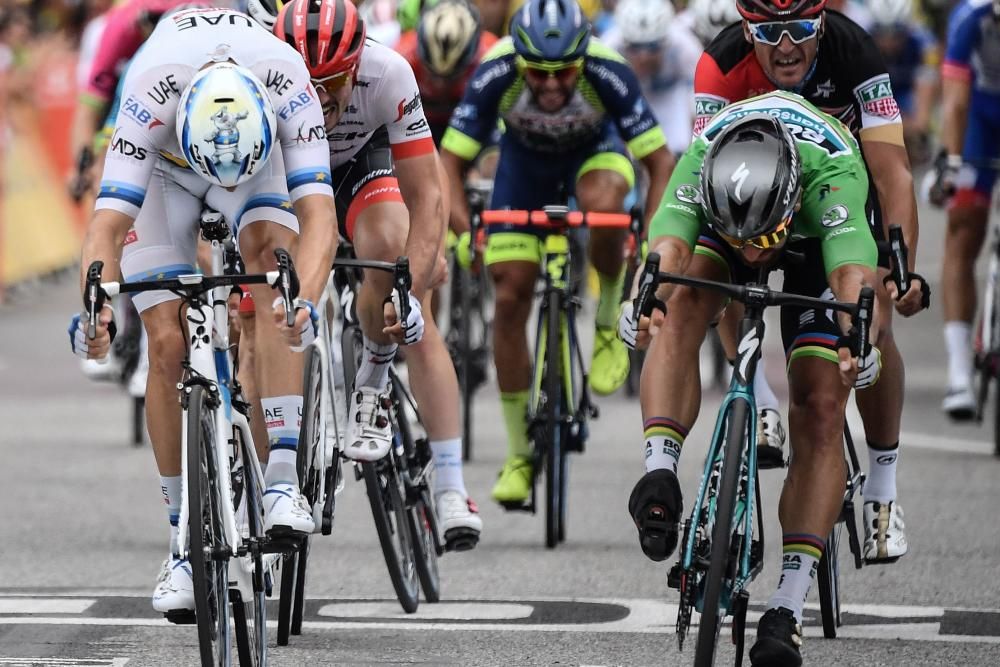 El ciclista eslovaco Peter Sagan (Bora-Hansgrohe) se ha impuesto este viernes en la decimotercera etapa del Tour de Francia, disputada entre Bourg d''Oisans y Valence sobre 169,5 kilómetros.