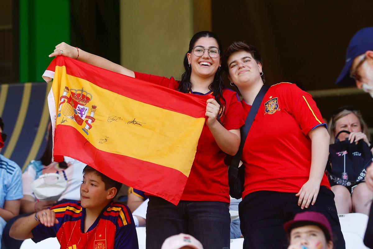 La afición de Córdoba, con la selección española