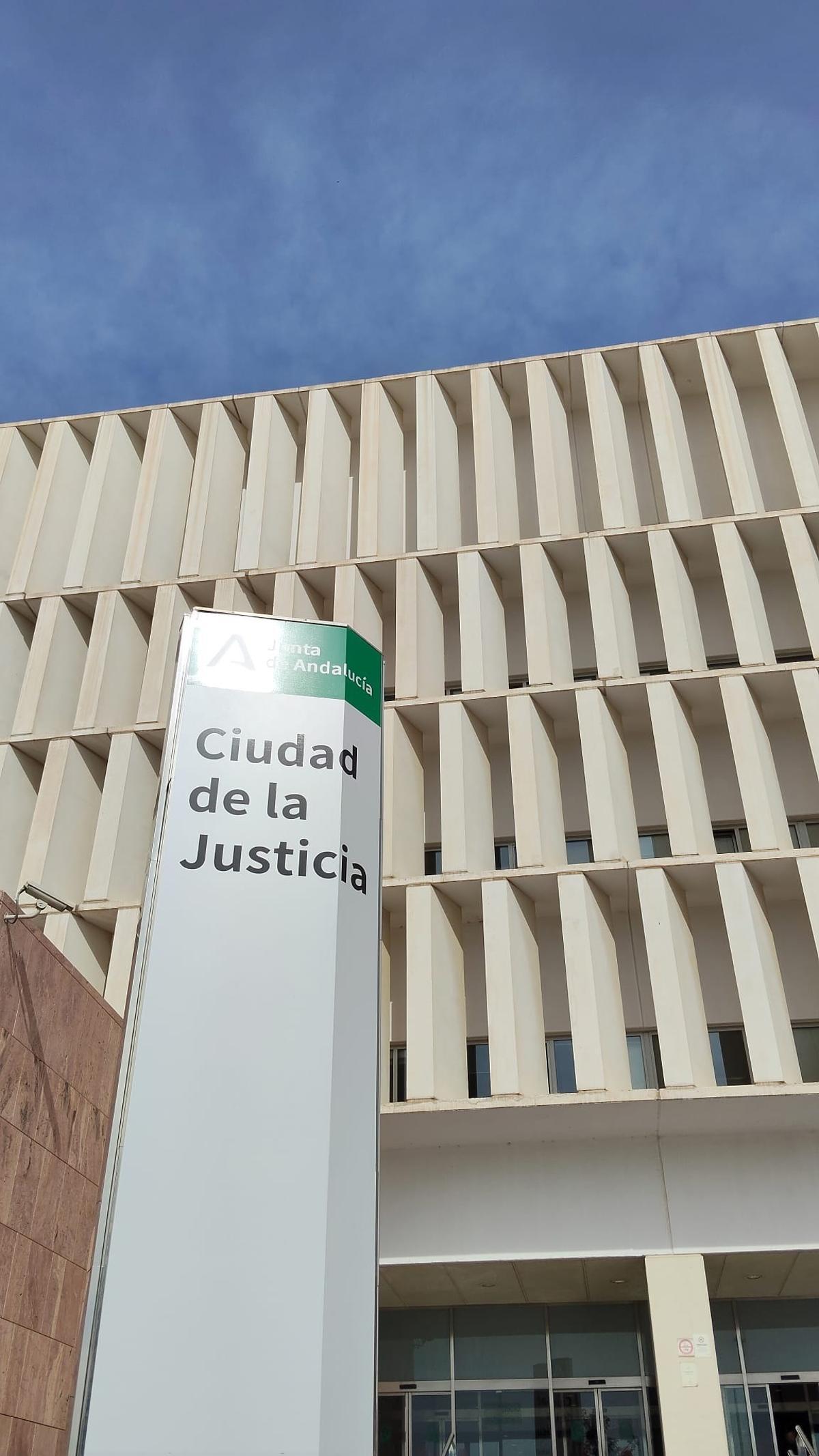 Fachada Ciudad de la Justicia de Málaga.