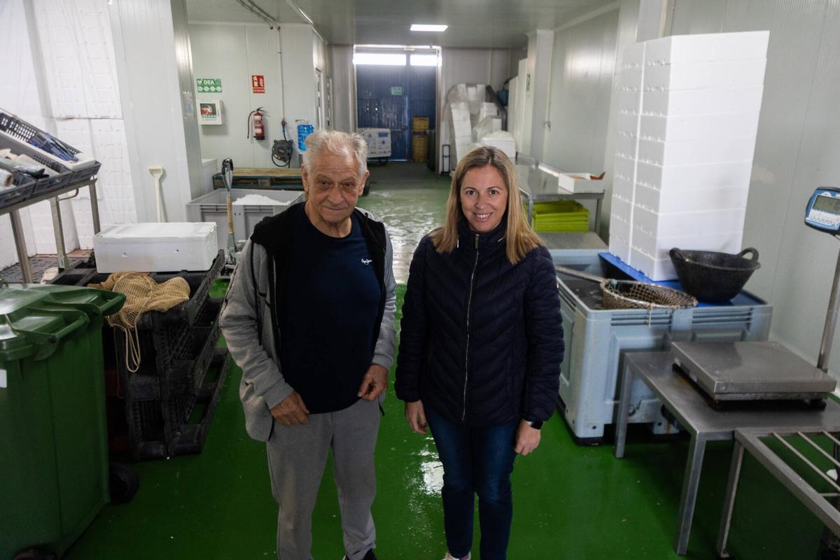 Pepe Caballer y Amparo Aleixandre, presidente y secretaria general de la Comunidad de Pescadores de El Palmar