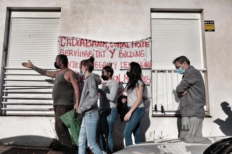 Vecinos en riesgo de desahucio en Tenerife