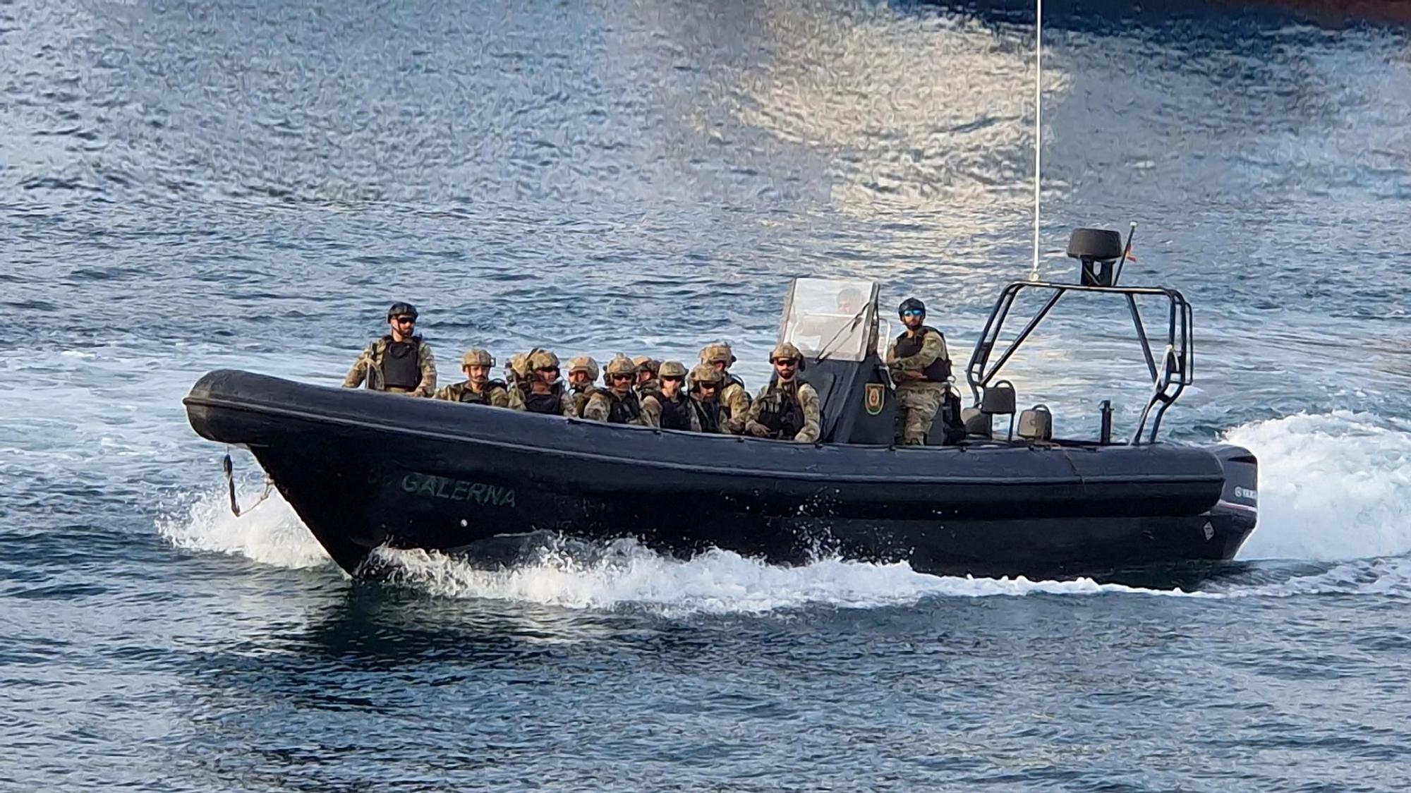 Fotos: El mando de operaciones especiales del Ejército afronta diez días de adiestramiento en el mar balear