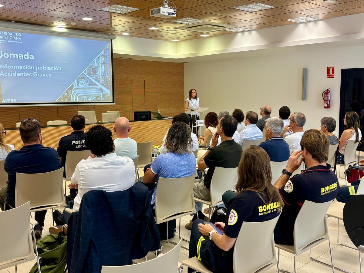 Foto de la jornada de coordinación que ha tenido lugar este jueves en Almassora para preparar el simulacro del Serrallo.