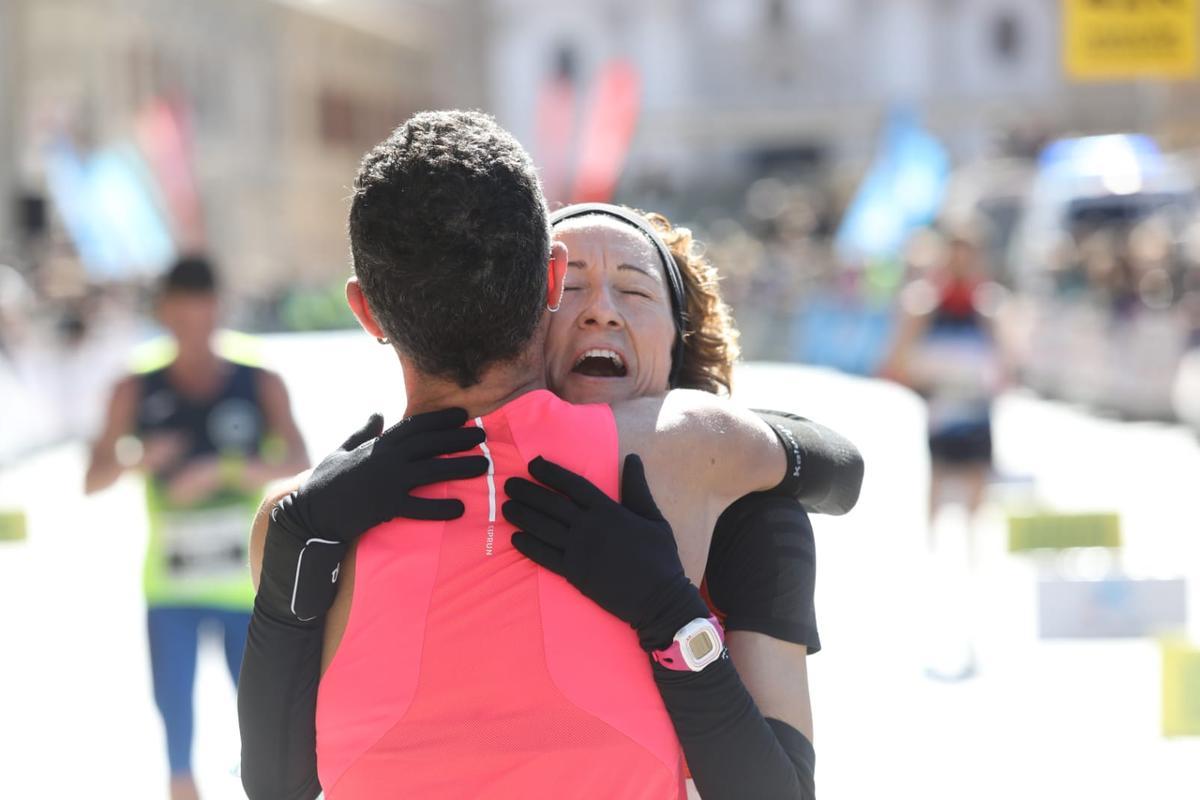 Fotos del maratón de Zaragoza 2022: Búscate en nuestras imágenes