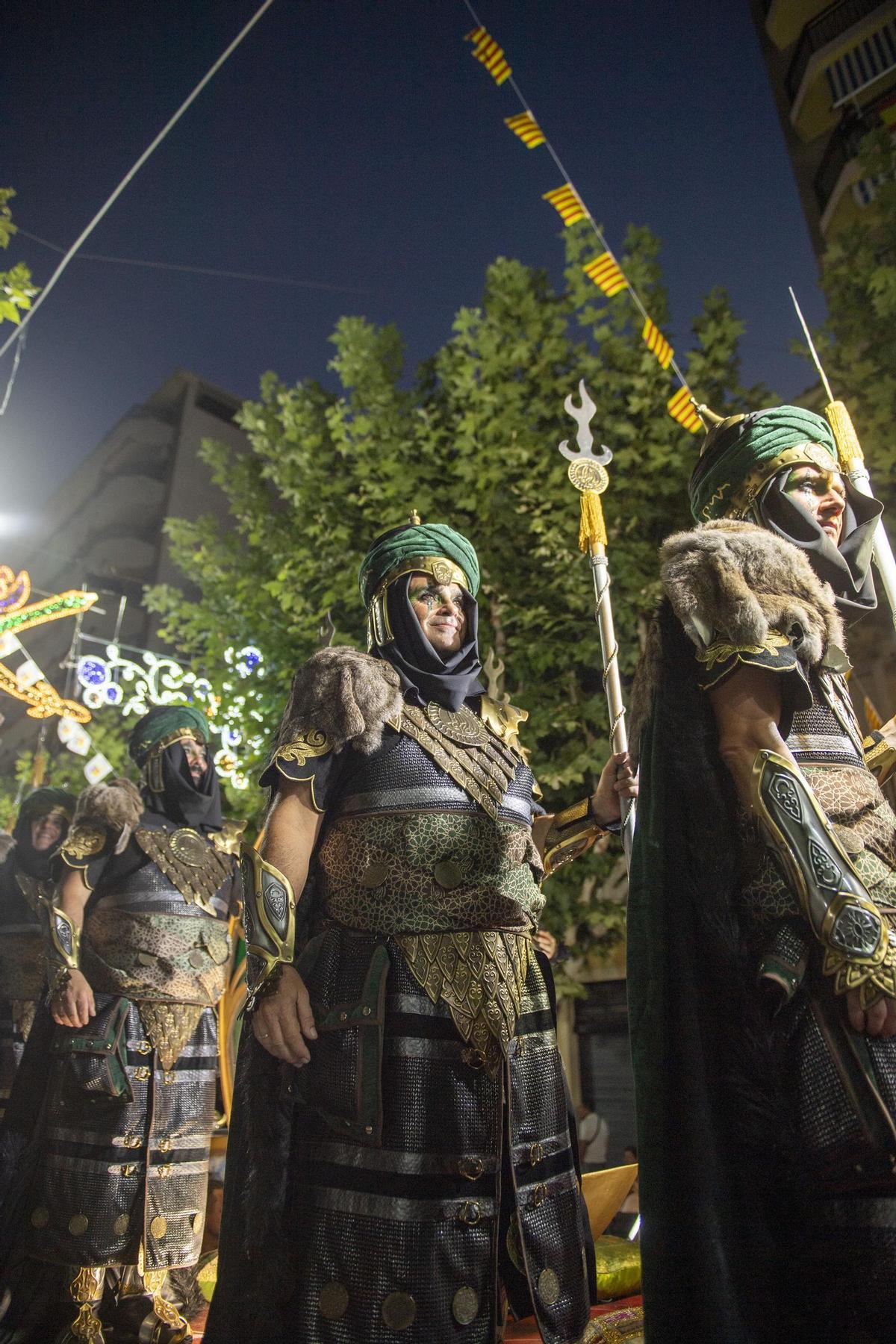 Así ha sido la Gran Entrada de las Fiestas de Moros y Cristianos en Xixona