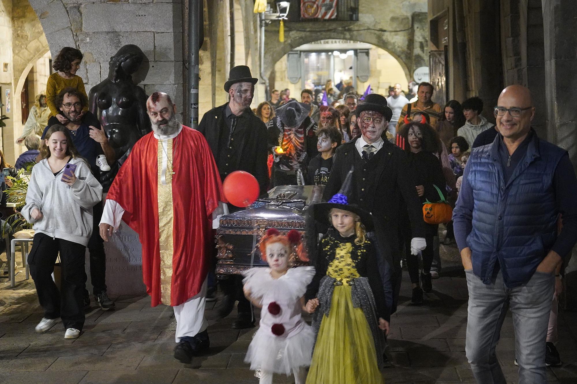 Els zombis envaeixen el Barri Vell en la nit més terrorífica de l’any