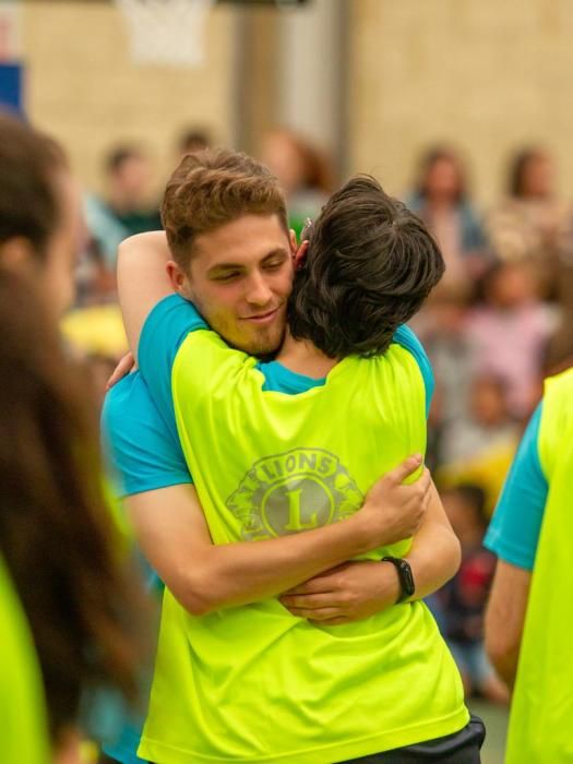 El colegio Amor de Dios y del Club Polideportivo Aspanaex fomentan el deporte inclusivo