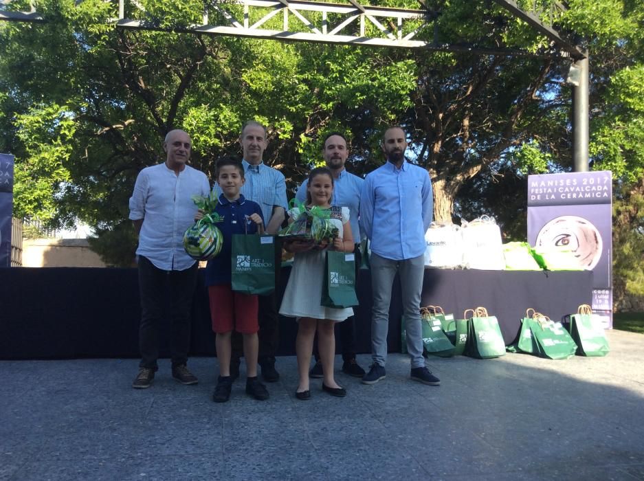 Ganadores del concurso de dibujo de la cerámica.