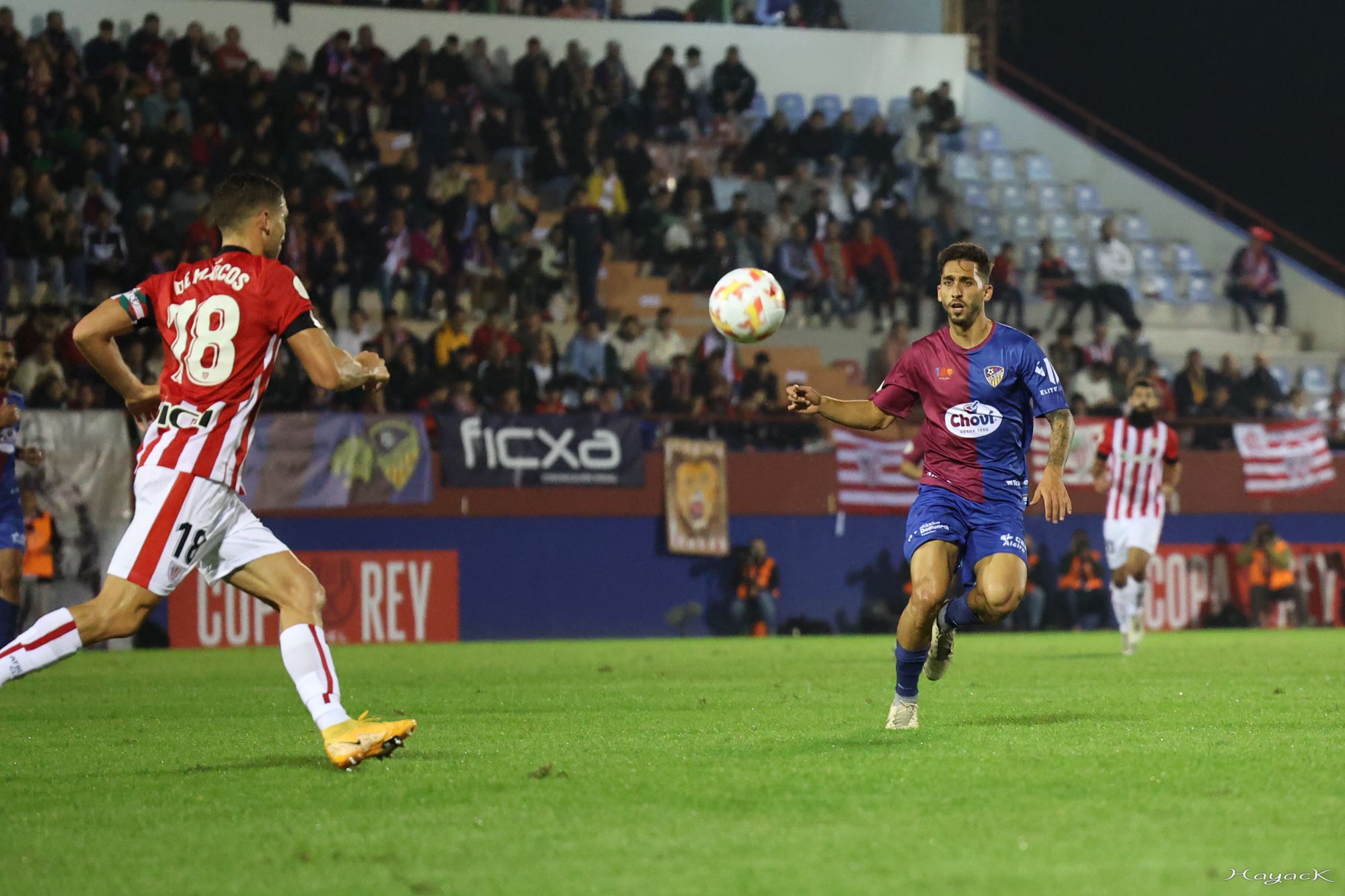 Las imágenes que dejó el partido entre el Alzira y el Athletic Club