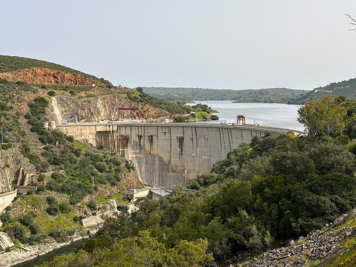 Presa de Valdecañas.