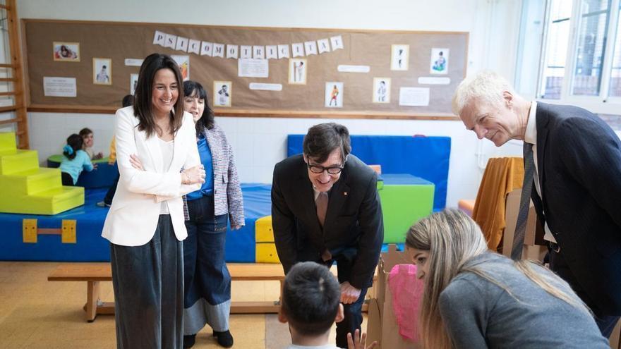 Niubó manté més d'un centenar de reunions amb centres educatius per "rebaixar el malestar"