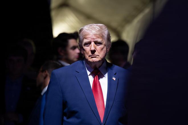 Trump restablece el cerco naval a Irán en el estrecho de Ormuz
