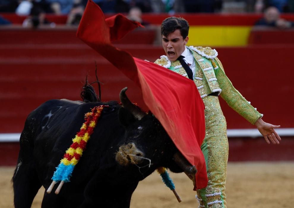 Erales de Aida Jovani para Miguel Senent «Miguelito» (Escuela de Valencia), Ramón Serrano (Escuela de Murcia) y Álvaro Passalacqua (Escuela de Málaga)