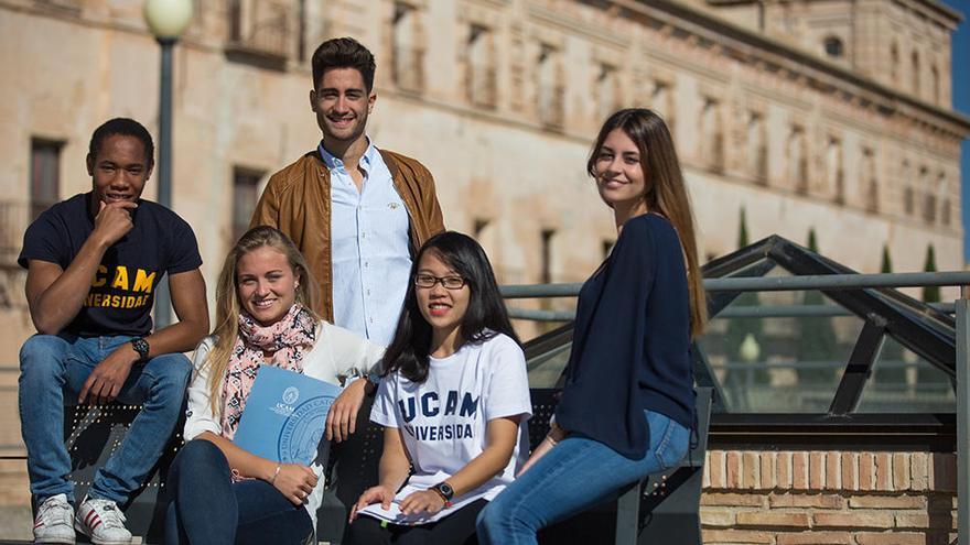 Alumnos internacionales en el Campus de Los Jerónimos en una imagen de archivo.