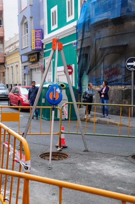 Efectivos de los Bomberos de Las Palmas de Gran ...