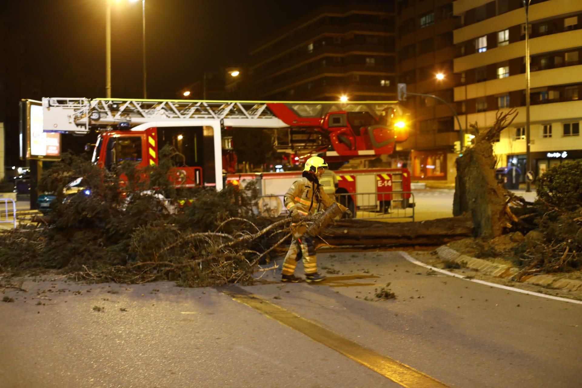 Rachas de viento de más de 90 km/h. azotan Zaragoza