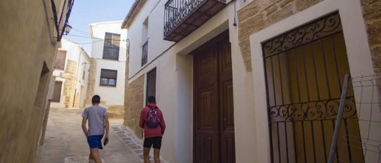 Casa del carrer Porta de la Vila de Montesa que serà el futur Arxiu Municipal, el dimecres.
