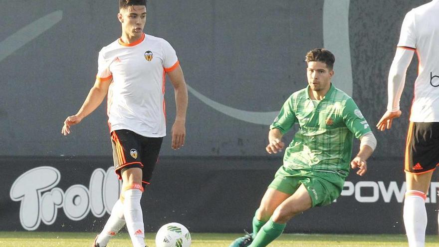 Un gol de Nacho Gil  al final le da la victoria al Mestalla