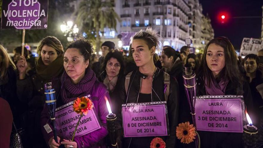 Colectivos feministas reclaman más recursos para las víctimas de violencia