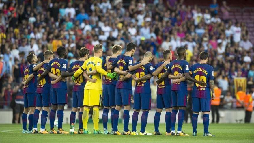 Así fue el impresionante minuto de silencio en el Camp Nou