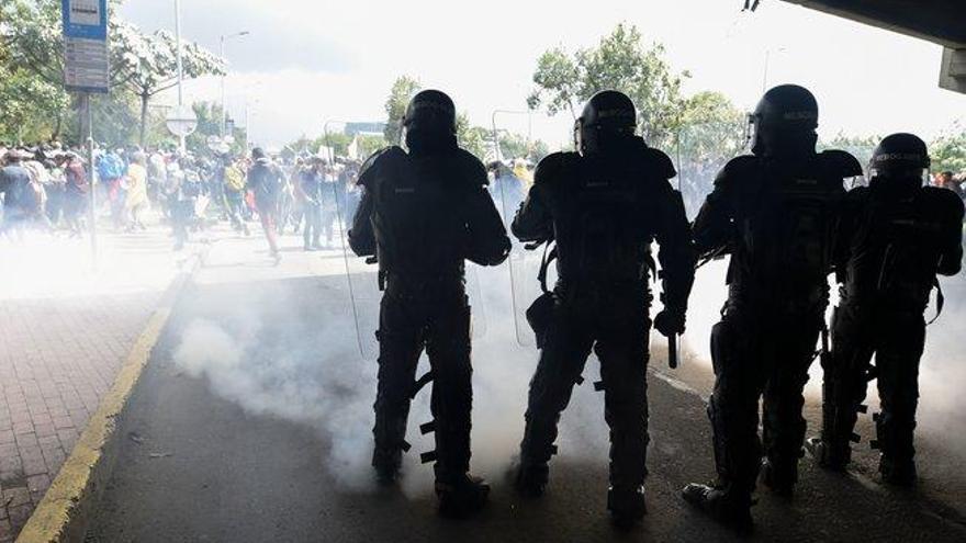 En manifestaciones, joven es herido de gravedad en Colombia