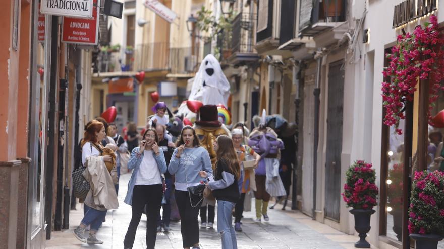 Xàtiva Unida cierra la campaña con Rosa Pérez, música y un pasacalle