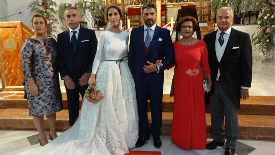 Manuel e Irene se casan en Fuentes de Andalucía