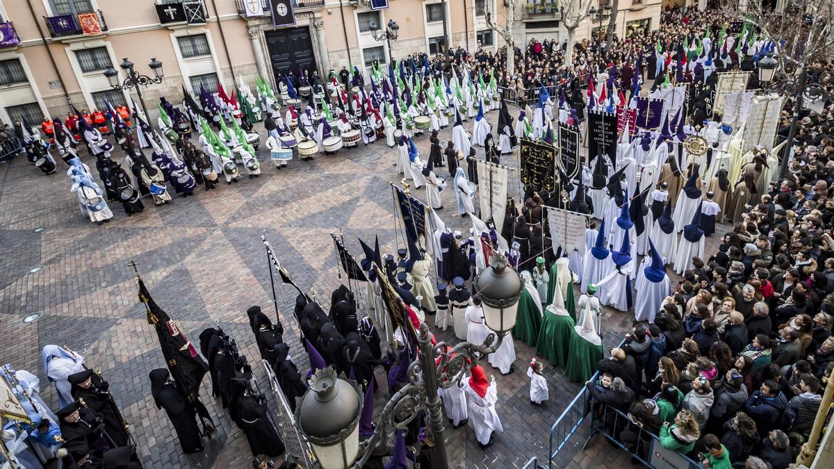 Aragón celebra la Semana Santa de una manera especial y con una alta participación.