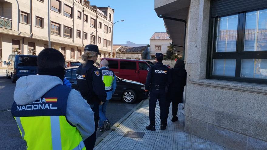 Registran un piso en Vilagarcía en el marco de una macrooperación en Ceuta