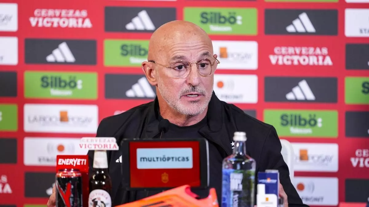 El regreso de cinco exjugadores del Villarreal al Estadio de la Cerámica... con la selección española