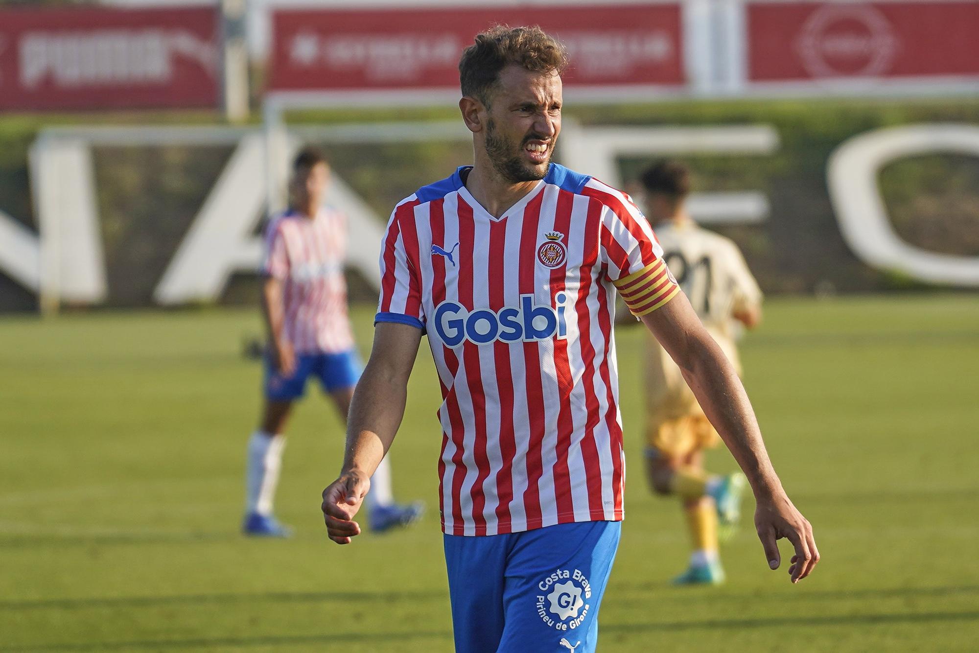 Stuani resol la primera victòria