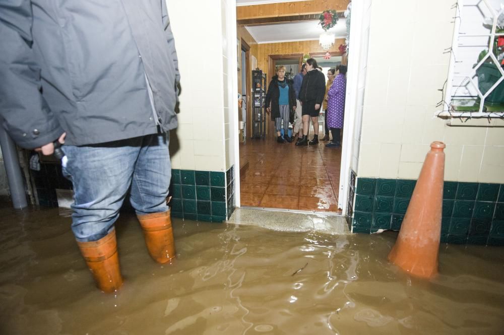 La borrasca 'Elsa' causa inundaciones en Sada