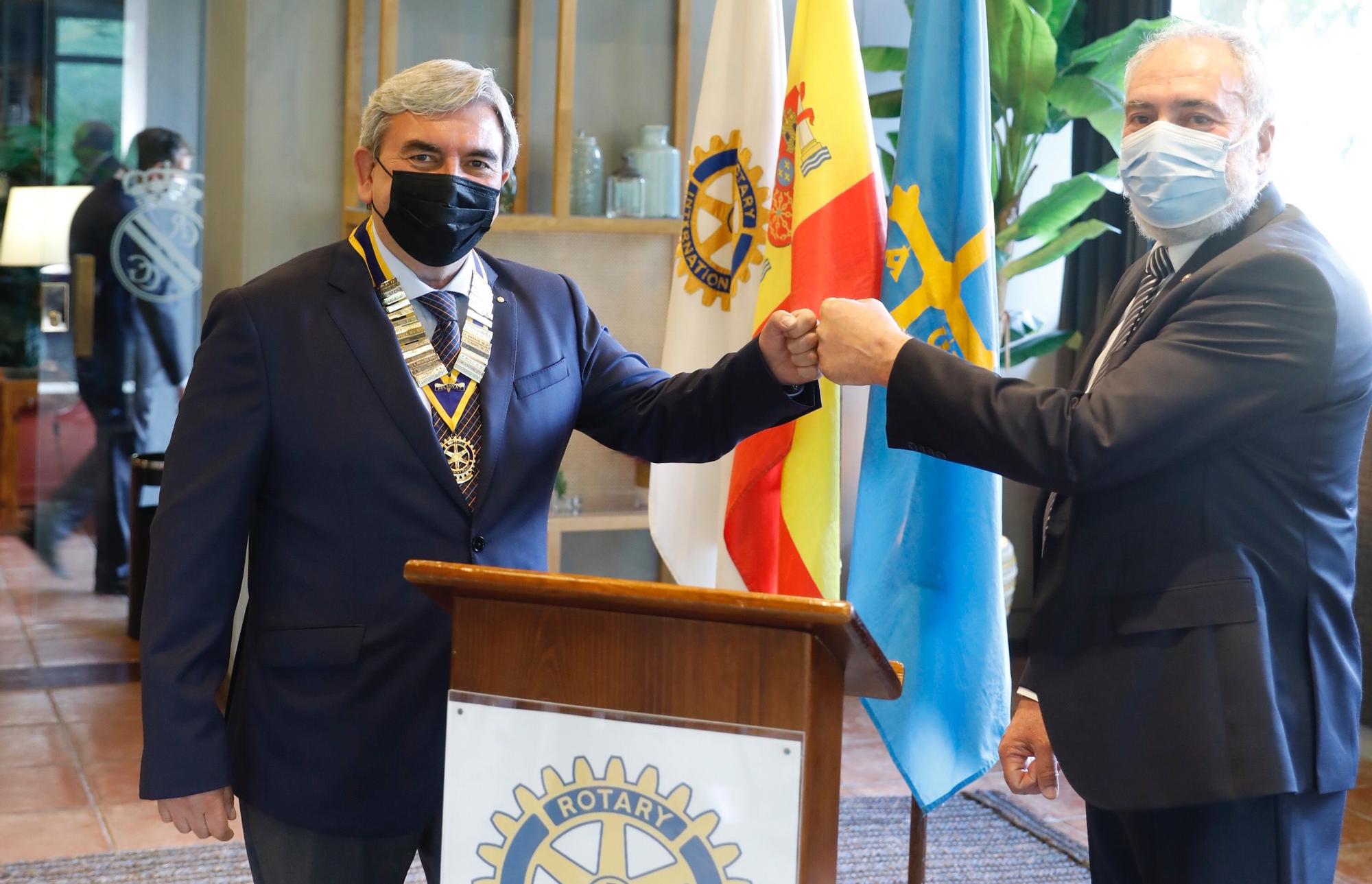 Ceremonia del Club Rotario de Gijón