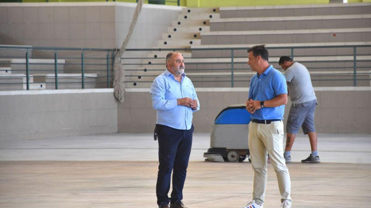 Escolástico Gil and Juan del Rosario, in the pavilion of El Chorrillo. | | DE Escolástico Gil and Juan del Rosario, in the pavilion of El Chorrillo. | | DE