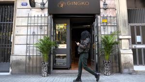 La entrada del restaurante Gingko, en Barcelona.
