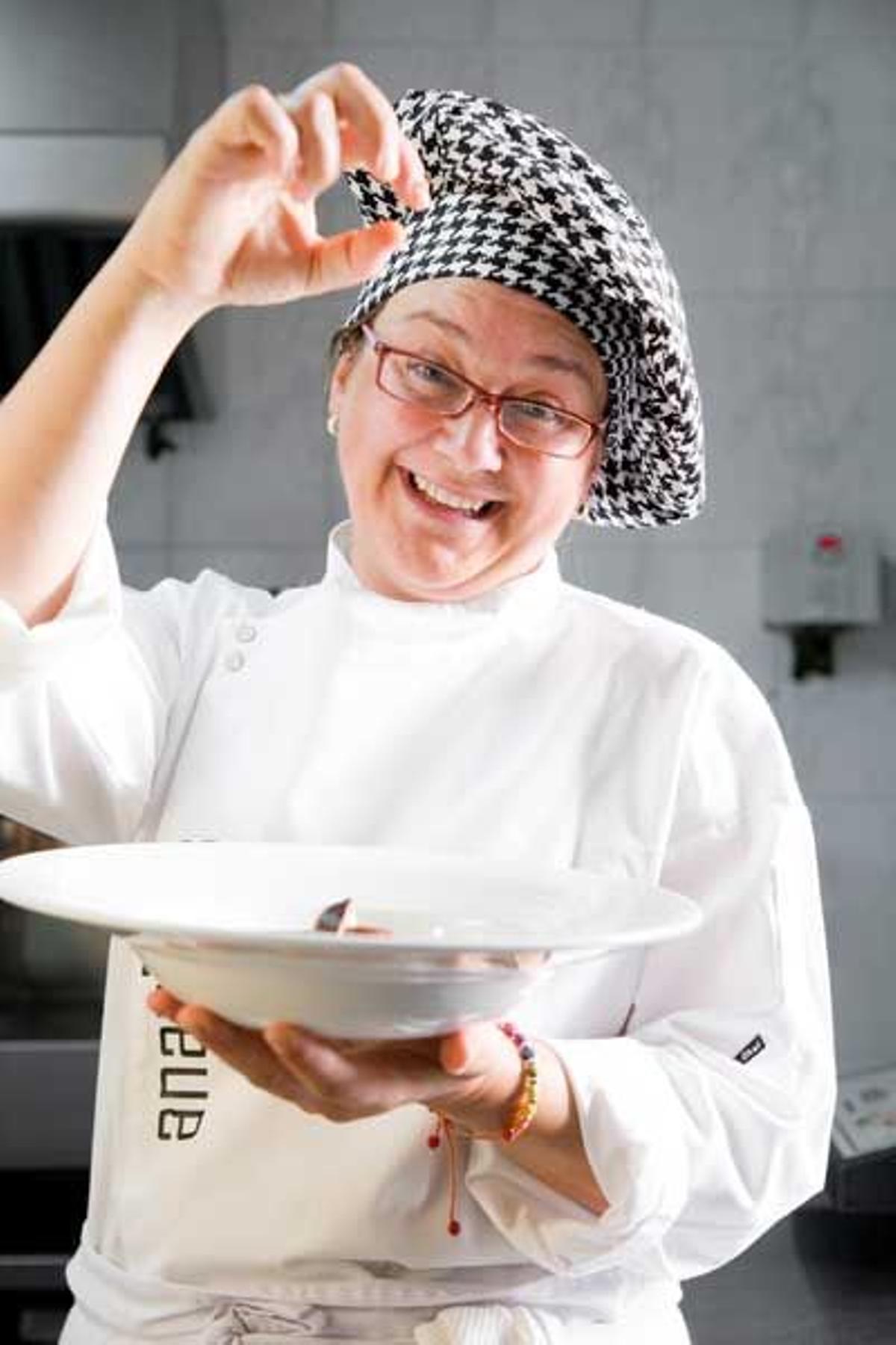 Ana Rosa Cuadrado, jefa de cocina de Rivas.