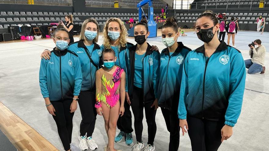 El Rítmica Benavente clasifica a cuatro gimnastas para el Nacional de Base Individual