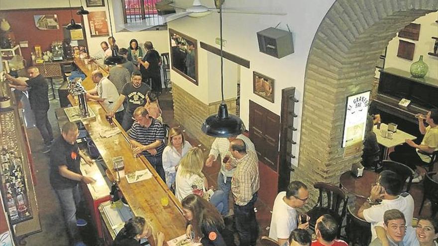 el granero bar de villafranca celebra la gran fiesta del 29 aniversario